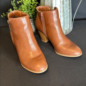 Style & Co Womens short Jamila Ankle Booties Almond toe Block heel Brown boots